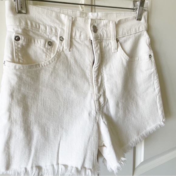 Madewell High-Rise Raw Hem Tile White Denim Shorts Size 26 - Picture 3 of 9